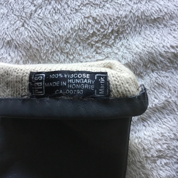 Nearly New Leather Gloves - Picture 3 of 4